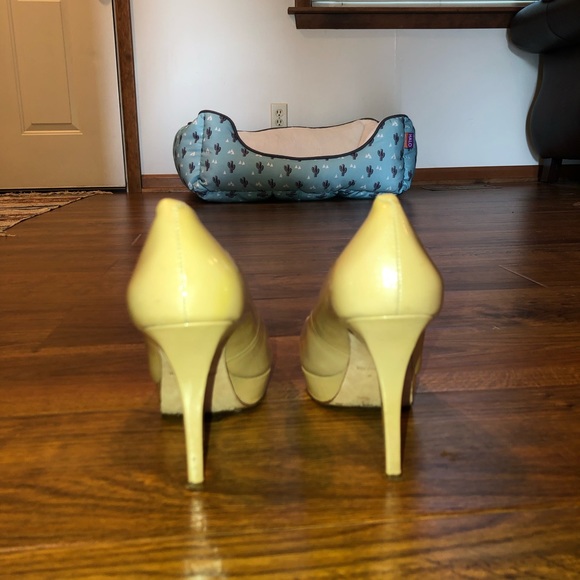 Antonio Melani Heels - Picture 3 of 4